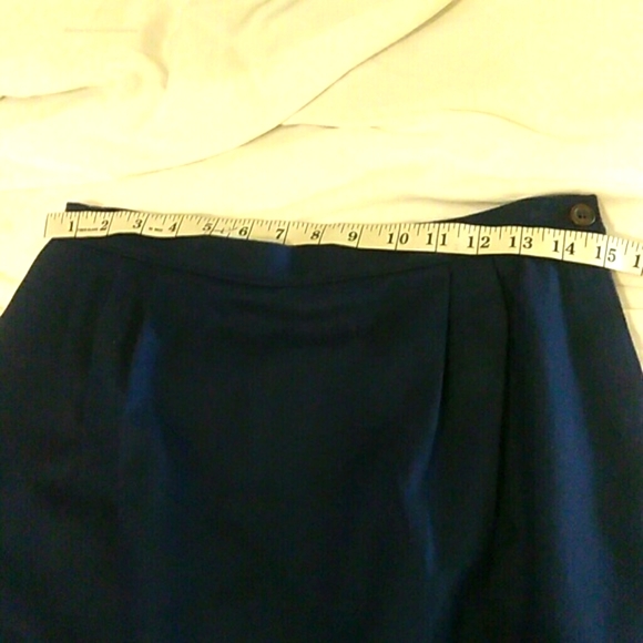 Pendelton ladies executive 2pc skirt suit - Picture 7 of 8